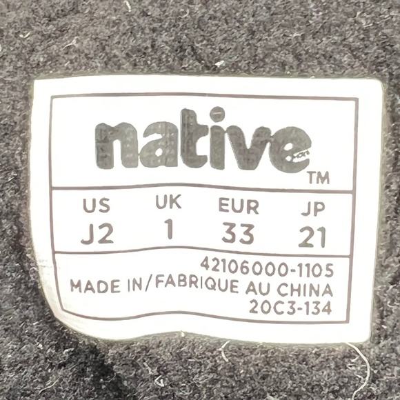 Native Black Chamonix Water Resistant Insulated Boots Size 2 Kid’s - Picture 3 of 9